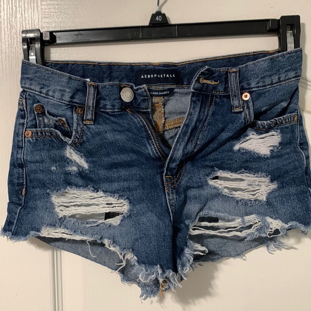 Aero size 00 jean shorts